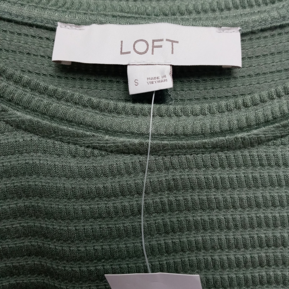 *SOLD* NWT Loft Tie Waist Short Sleeve Moss Green Flounce Dress S - Picture 6 of 8